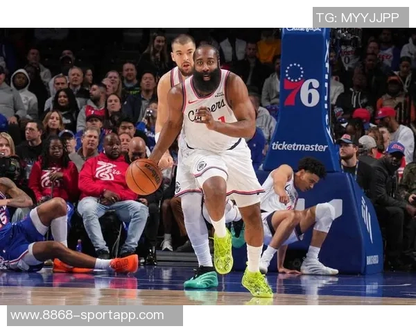 哈登若能拥有强力帮手将迎来更好局面失去小卡鲍威尔比尔的挑战不容小觑