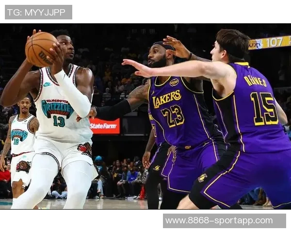 夸梅质疑富保罗言论为何用冠军标准衡量湖人新星里夫斯表现